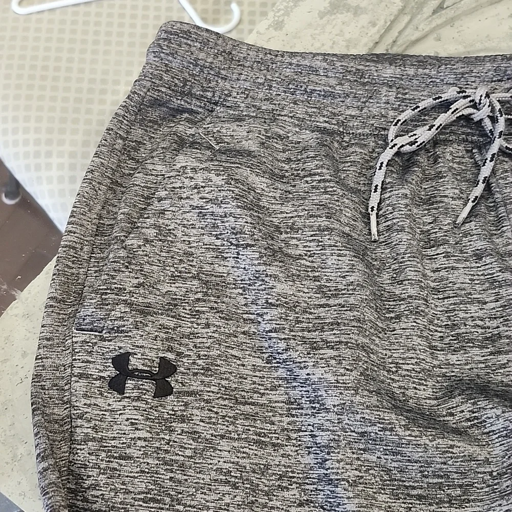 Under Armour Men's Heathered Gray Joggers Sweatpants XL - Picture 4 of 7